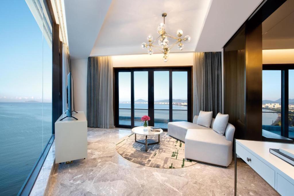 Rock Platinum Sea View Hotel Sanya Luaran gambar