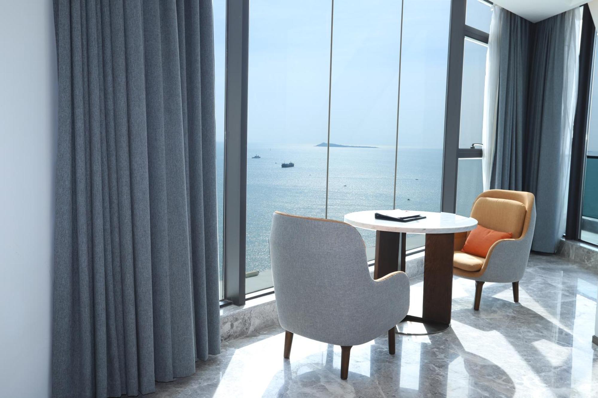 Rock Platinum Sea View Hotel Sanya Luaran gambar